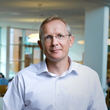 Professor Tim Minshall
