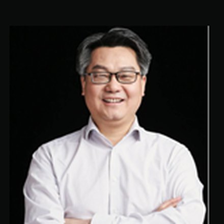 Professor Tiyan Shen